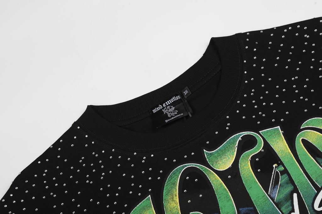 MIXED EMOTION Astronaut Skull Graphic T-Shirt