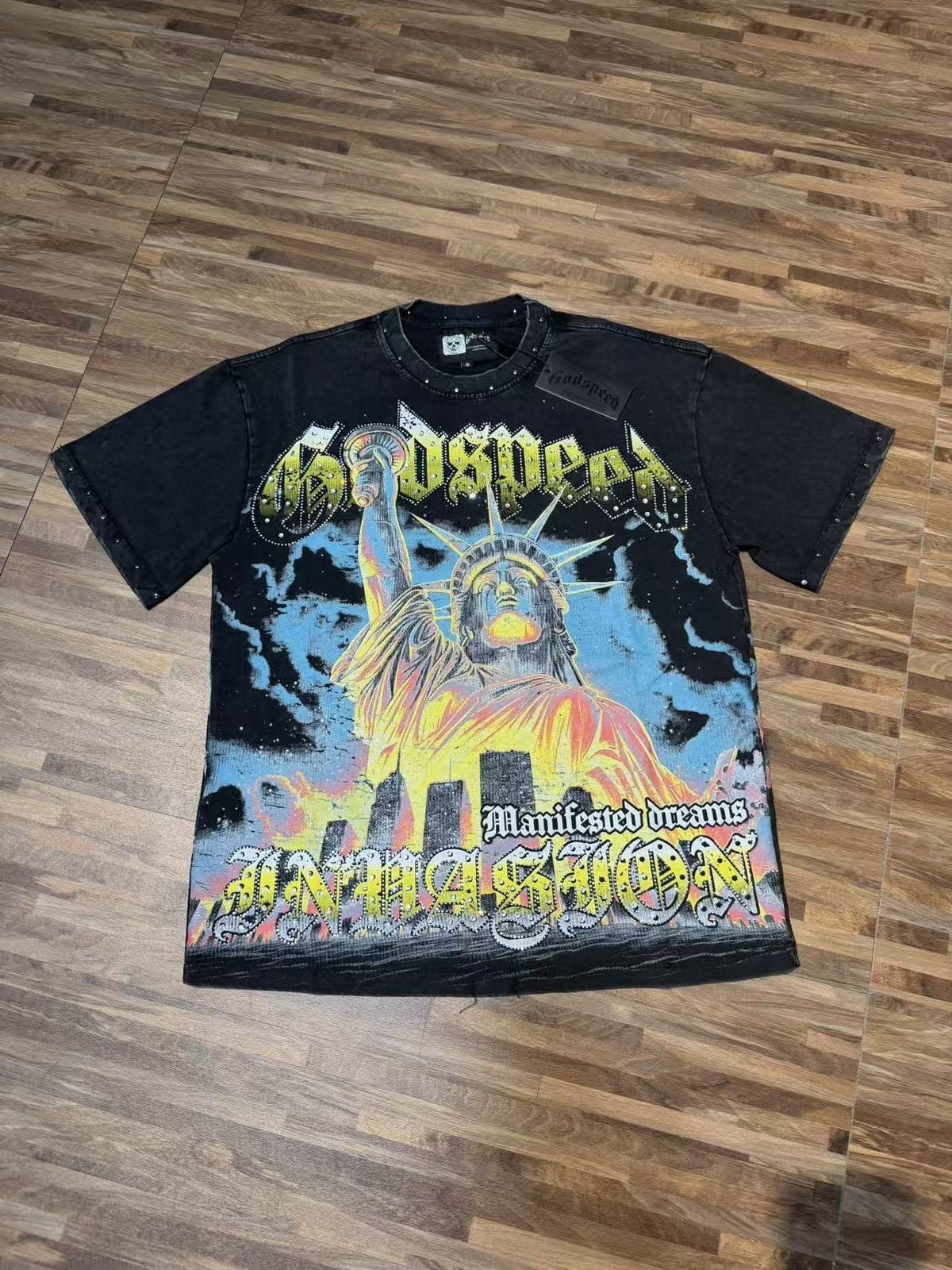 Godspeed Statue of Liberty Worldwide Graphic T-Shirt